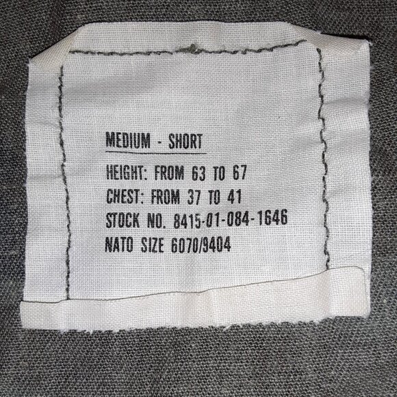 Woodland Camo Pattern * Vintage Long Sleeve, Medium Short, Coat, Combat * EUC * - Picture 3 of 7